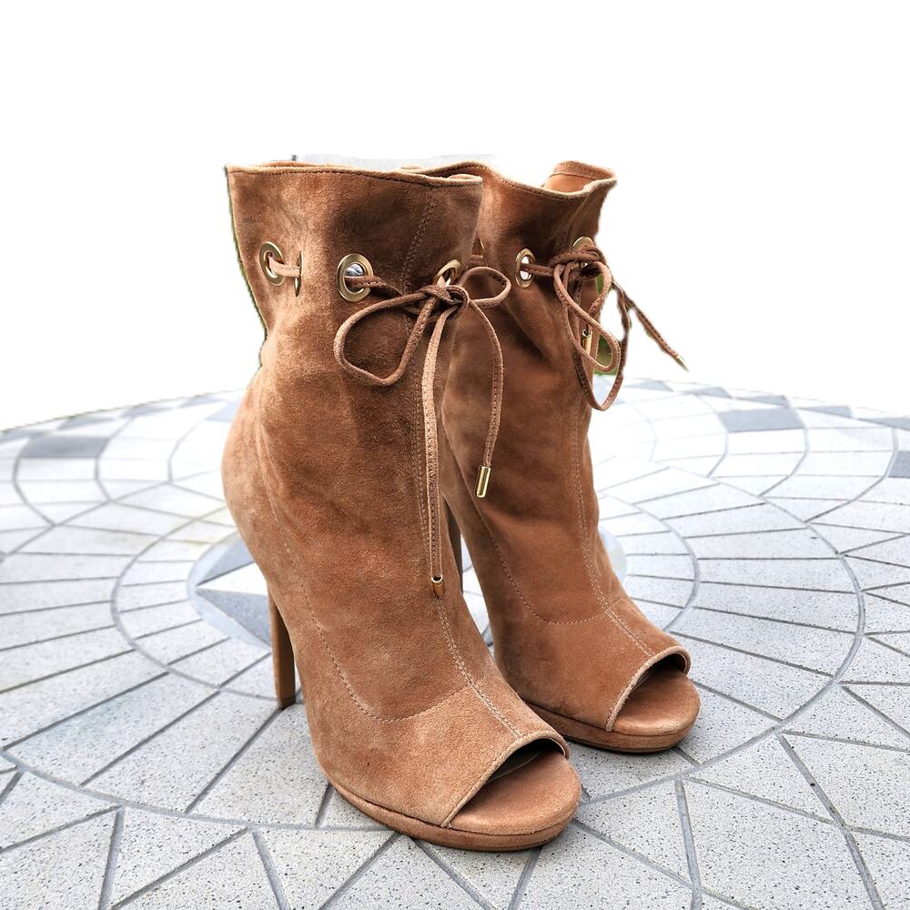 Steve Madden Cavalier Suede Peep Toe Ankle Booties 7.5